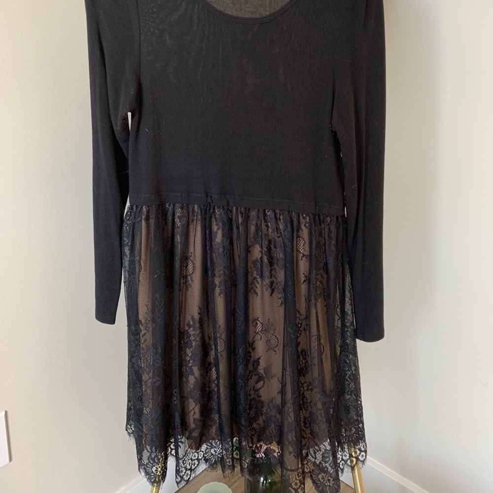 Black lace dress